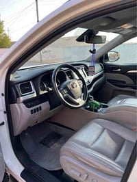 للبيع (مكلف بالنشر) سياره هايلندر موديل XLE AWD دفع رباعي فول مواصفات ...