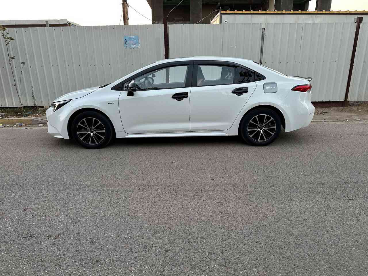 السلام عليكم كورلا 2024  فول مواصفات 
بغداد مكفوله باسمي ماشية 14 الف سياره جديده جدا 
السعر 150$  مكان بغداد السيديه  
***********
