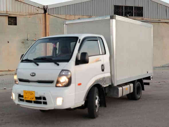 سلام عليكم بنكو فحل مسكار موديل 2017السياره مكفوله كفاله عامه مكينه وكير وتبريد وتخم تاير جديد حداديه السياره ماشيه 83الف السياره كلش جديده وجاهزه من كلشي بس السنويه منتهيه والسياره بسمي انه وياك نروح اربيل تحوله وتجدد سنويه السعر 150وبيه مجال مكاني البصره القبله وهاذه رقمي ***********
