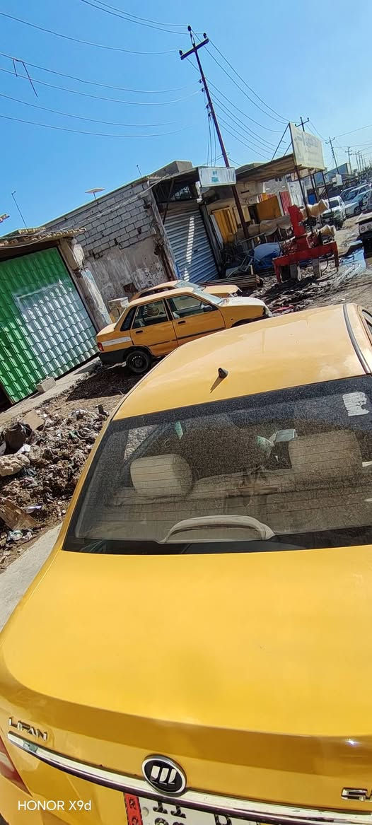 السلام عليكم سياره ليفان ٥٢٠ سياره كشرها كلش نضيف تخم تاير دواخلها كلش نضيفه
كيرها جديد بس مكينه كايمه يعني لازم تبدل مكينه 
١٨ ورقه 
***********
***********
