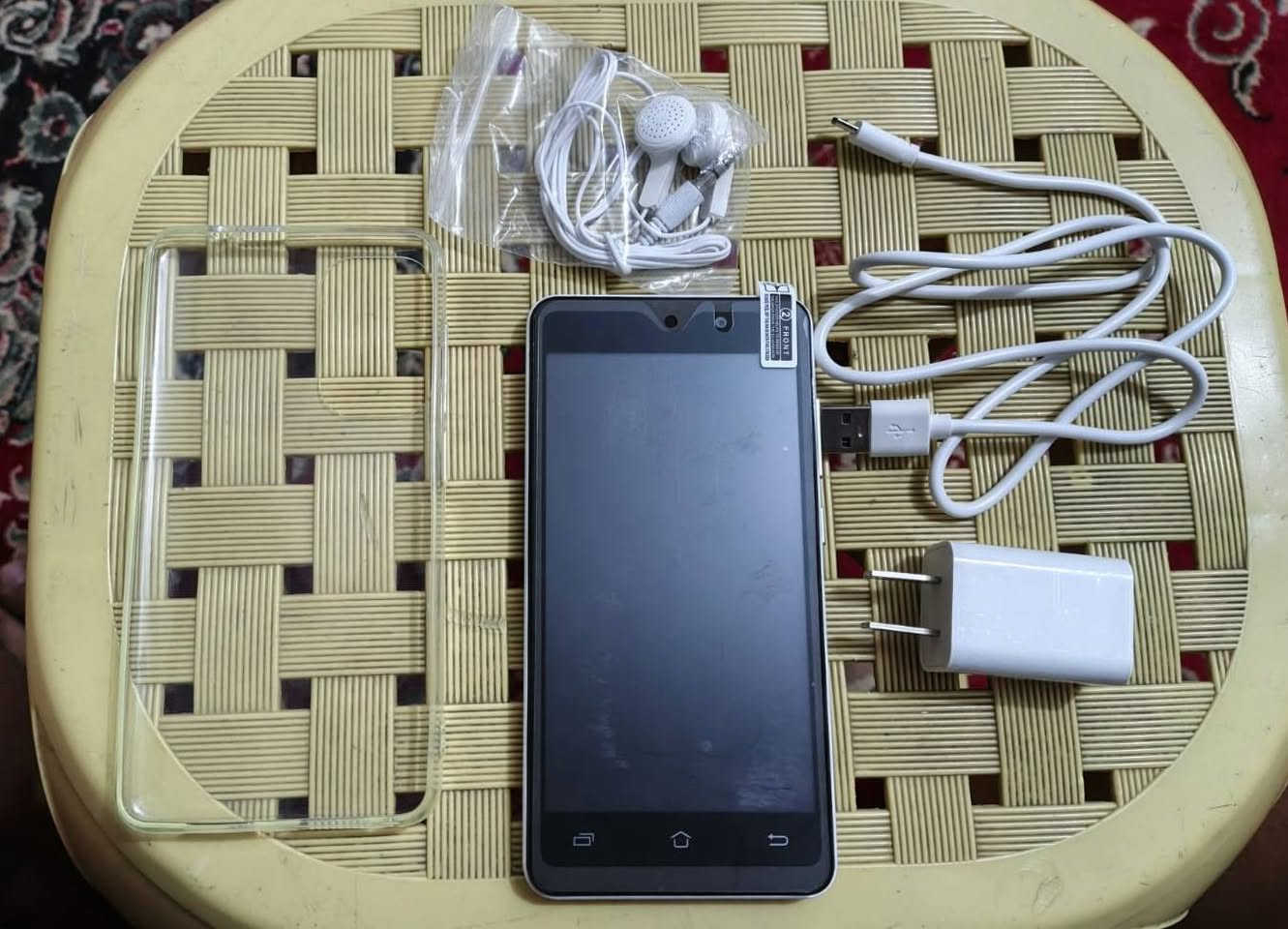 سلام عليك جهاز جديد مامستعمل بعده  كاملات شاحنه وهدفونه( يحتوي عله  خطين ورام) (سعر قيم وخذ العلو) (الديوانيه مايعرف سعره لايكسر بي)


**إذا كنت صاحب هذا الإعلان وتريد حذفه لأي سبب، رجاءا أرسل رسالة إلى الدعم الفني**