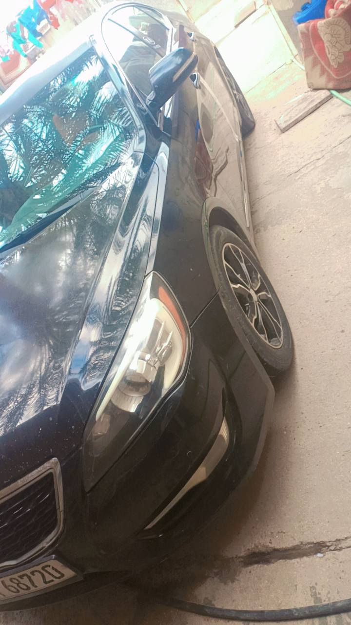 السلام عليكم كيا كادنزه للبيع مديل 2012محرك 6(3300)مكفول مبدل طابوكه بيها 3قطع صبغ باب لسايق ولصفحه لثانيه بيها باب وخاملغ خلفي ولباقي كفاله بدون دواخل بدون معجون بس رش لسياره رقم ديالى بسمي وجاهزه ع اخر حبايه من تبريد وحداديه وتخم تاير وكهربائيات كير ومحرك مكفولات
مواصفات لسياره فول عد لفتحه
بصمه تشتغيل وبصمة ابواب +اشارة ترحيب عنده لاقتراب
كامره اماميه +خلفيه +شاشه كبيره+اوامر صوتيه
فول تحكم استيرن+استيرن تدفئه+مثبت سرعه
حساسات اماميه خلفيه
تبريد قطعتين
كشنات جلد +لكشنات لاماميه كهرباء+تدفئه وتبريد بلكشنات
ارضيه جلد جديده
سايد بريك بصمه 
للايت عالي ناصي زنون اصلي 
مري شفط +اشاير بلمري
اناره داخليه بلادي
بك لايت لد  
سعر لسياره (97)وبيها مجال للطيبين
مكاني بغداد ***********
