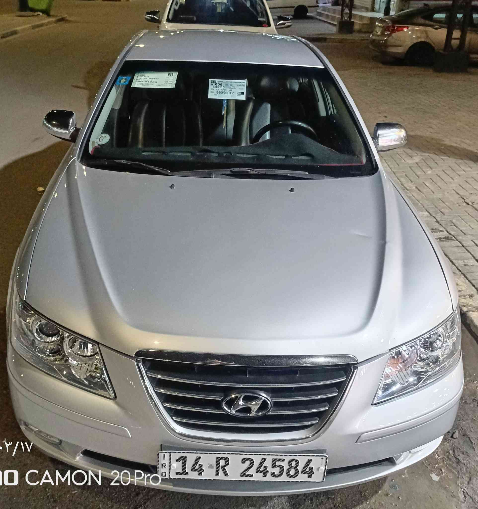 السلام عليكم
سوناتا كوري موديل 2012 بصره
مكفول من الضربة وتبديل 
مكينه گير حداديه طخم تاير
السياره بأسمي 
السعر 125 ورقه 
التواصل ***********
