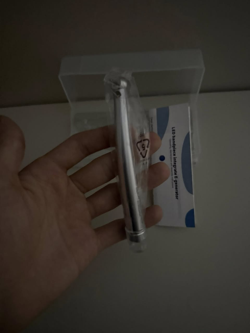 توربين مزود بأضائة LED جديد غير مستخدم

ب15 الف

موجود توصيل


**إذا كنت صاحب هذا الإعلان وتريد حذفه لأي سبب، رجاءا أرسل رسالة إلى الدعم الفني**