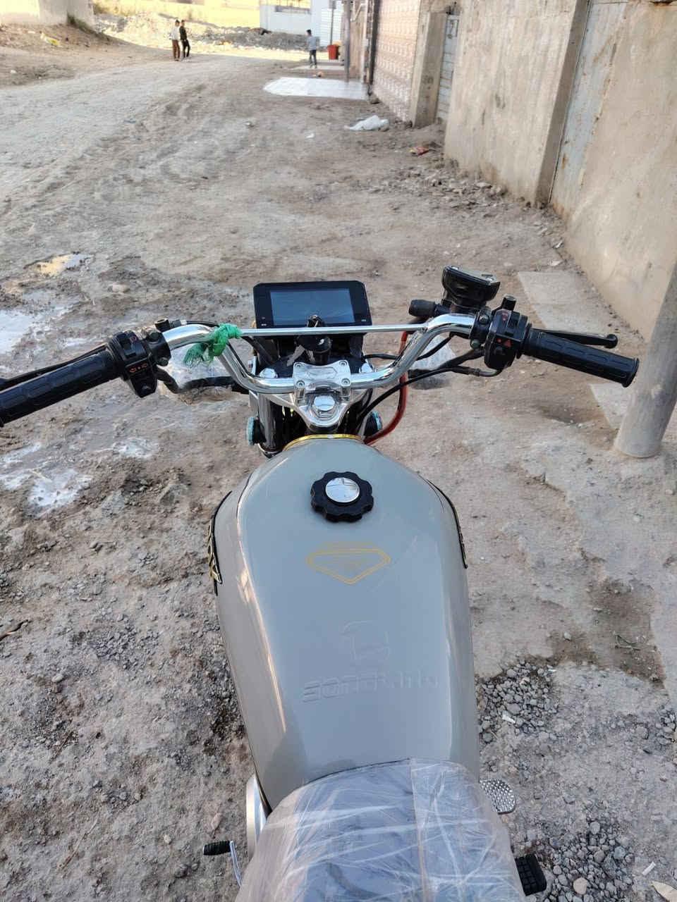 السلام عليكم البيع درجة تايكر موديل 25نضيفه مانقصه اي شي مكفوله مكاني حله حي العسكري  ***********
