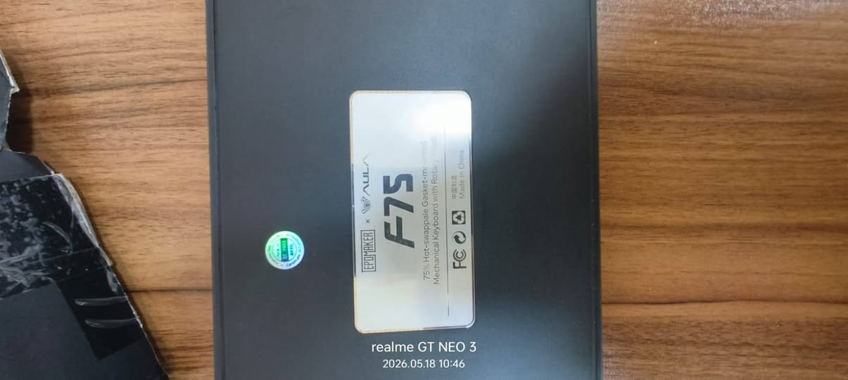 الله حيهم
شون شباب 
كيبورد مرتب مثلكم aula f 75 pro 
مرتب مثل ما تشوفون 
بيش؟؟
٧٠؟
٦٠؟
٥٥ ويه سعر توصيل 
علما كيبورد جديد لم يستخدم قط كامل ملحقات 
تواصل على واتس اب على رقم اخواني
***********
