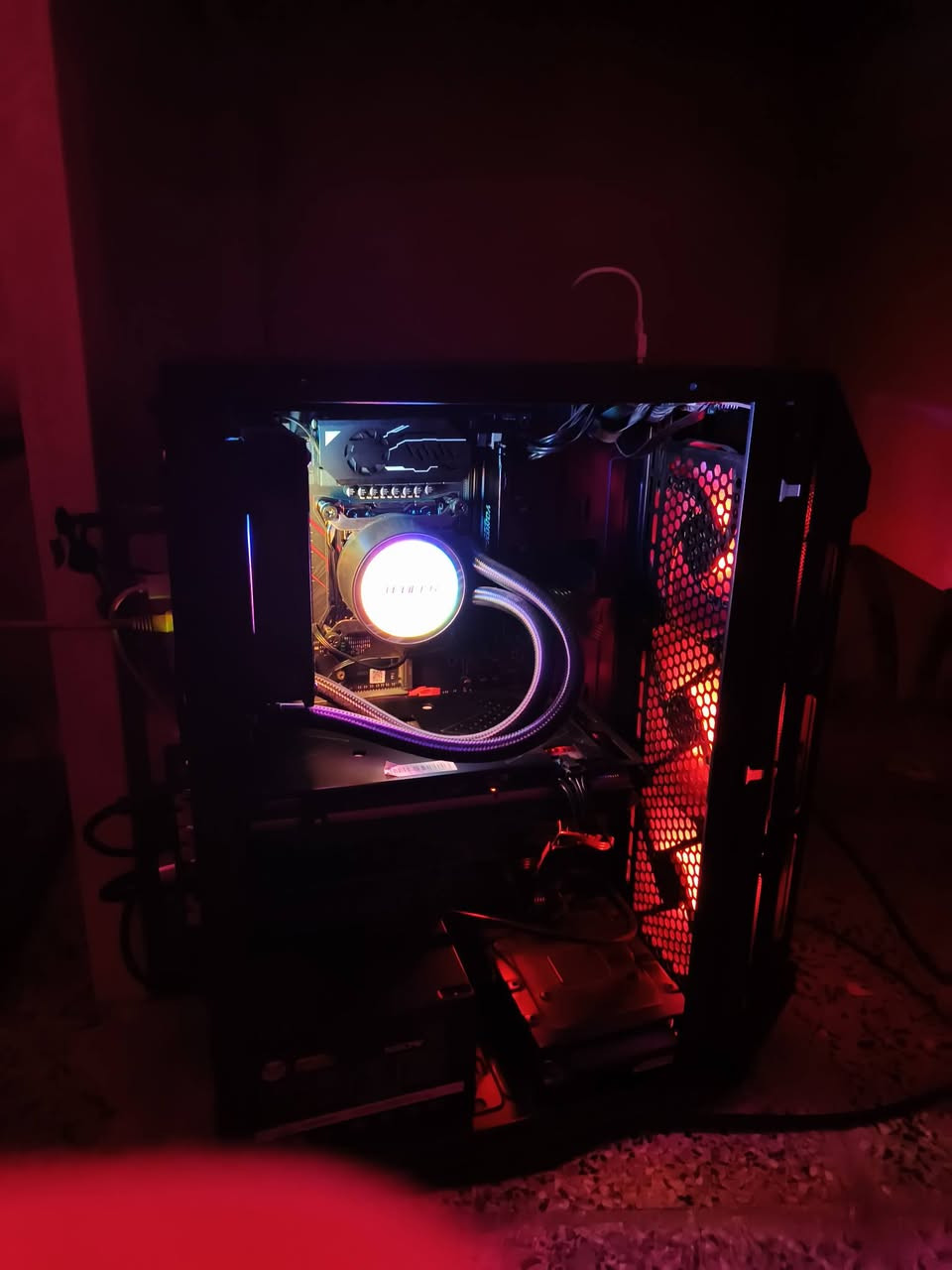 🎮 للبيع PC Gaming

✅ Xeon E5-2667 v4 (8C/16T)
✅ RX 580 8GB + GT 1030 2GB
✅ RAM 16GB DDR4
✅ SSD 256GB + HDD 500GB
✅ X99 Gaming
✅ تبريد مائي RGB
✅ باور 550W 80+ Bronze
✅ كيس RGB زجاجي

💰 السعر: 450,000 دينار
📌 قابل للتفاوض

📍 بغداد - مدينة الصدر
🚚 التوصيل متوفر

📞 ***********
