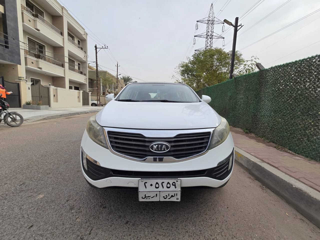 كيا سبورتج 2011 خليجي محرك ٢٠٠٠ دوش فوول مواصفات بانوراما  فوول تحكمات  اشاير بالمري يدات نيكل مري شفط مثبت سرعه نظام ايكو  تقليل وقود ثلاجه بالجكمجه 
السياره كفاله عامه من الضربه والصبغ والتبديل 
تخم تاير جديد تبريد صدر جاهز كير ومحرك كفاله السعر ١٢٨ قفل***********
