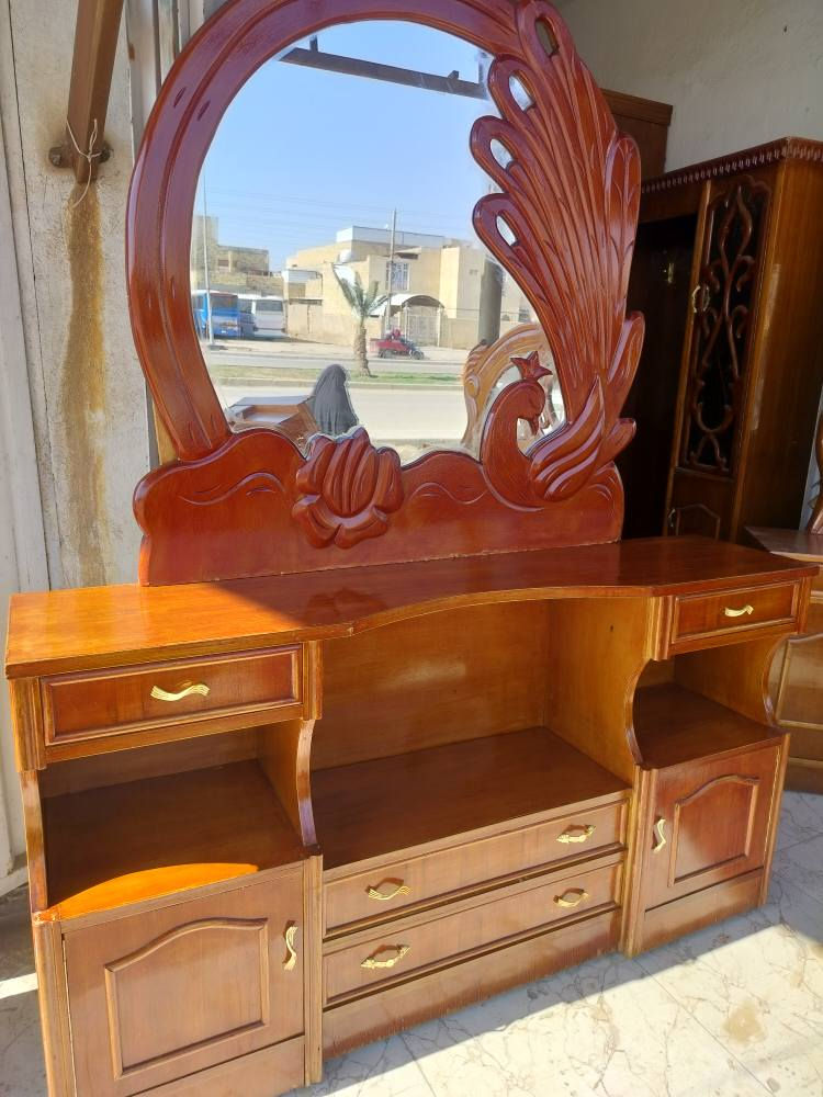 السلام عليكم
غرفة تزكام عراقي
كرسته قوية... كنتور قاطين
ملحقات كامله دون اي نقيصه
غرفة نضيفة جدا وحلوه
العنوان 
نهاوند الاربع سايدات
قرب طاقة الكهرباء
للاستفسار
***********
متواجد واتساب عمارة, ميسان
