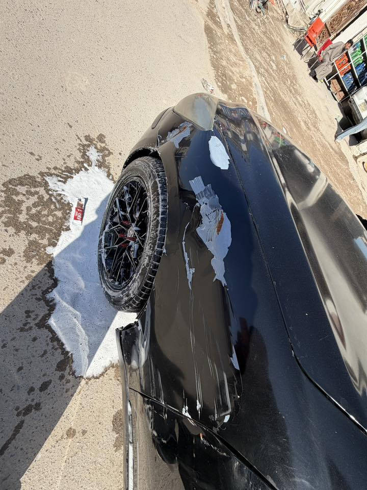 مرحبا جنيسيز وارد أمريكي محرك ٦ سلندر مديل ٢٠٠٩ رقم بغداد دولي فول السياره بيه شخوط خفيفه ودحجات بلجاملغ موضحات بصوره سعر ٦٥ وبيه مجال بسيط مكاني البصرة قليل تواجد ع الفيس قليل اتصال  وتساب ***********
