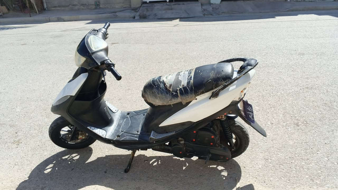 سلام عليكم دراجه ماكس عدلة للبيع نضيفة ما بيهة اي عطل كهربائيات يشتغلن يشغل سلف وهندر السعر 400


**إذا كنت صاحب هذا الإعلان وتريد حذفه لأي سبب، رجاءا أرسل رسالة إلى الدعم الفني**