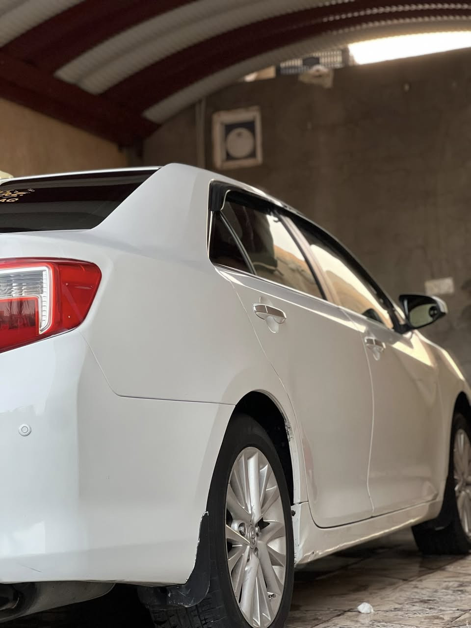 السلام عليكم
كامري موديل 2013خليجي

موصفات الخليجي معروفه 

ضرر نص جاملق السياره حلوه ونضيف جدن احلى من الصوره بعد السعر 155

العنوان صلاح الدين تكريت 
***********
