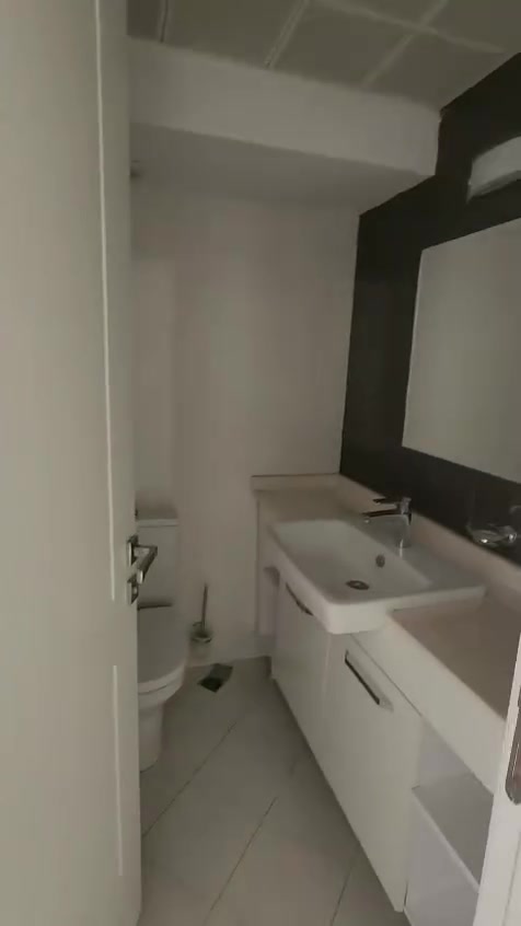 Available 2+1  unfurnished apartment for rent at empire wings
Size/186m

Price/650$

Details/bulding W9 floor 19 
Outside  view 

I would love to know what you’re looking for in a new home to give you exactly what you want, once you decide on a place, i will always accompany you with every step of way and will make sure the process will flow as smoothly as possible from beginning to end. 

Ali/***********

Whats up 🟢 Viber 🟣
