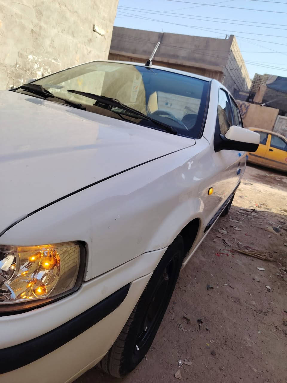 سلام عليكم سمنت للبيع موديل 2013مكفوله من ضربه وصبغ وتبديل سياره ب اسمي ثاني يوم تحويل تبريد شغال تدفئه شغاله مكينه وكير ع وضع شركه اربع تايرات بنايلون قبل اسبوع مستلم سنويه جديده مكاني بغداد سعر 57 وبيهه مجال ***********
