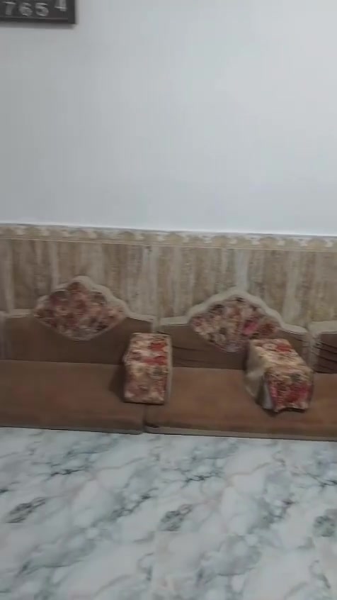 ديوان للبيع كلش نضيف 350 وبي مجال


**إذا كنت صاحب هذا الإعلان وتريد حذفه لأي سبب، رجاءا أرسل رسالة إلى الدعم الفني**