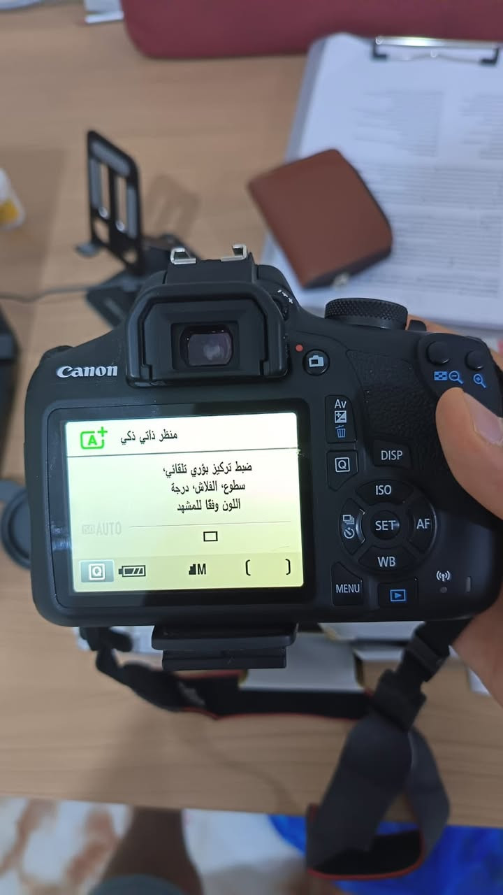 مراوس او بيع كاميرا كانون 2000 d  الكاميرا استخدام شخصي مع ضمان للتفاصيل الاتصال على الواتساب ***********

