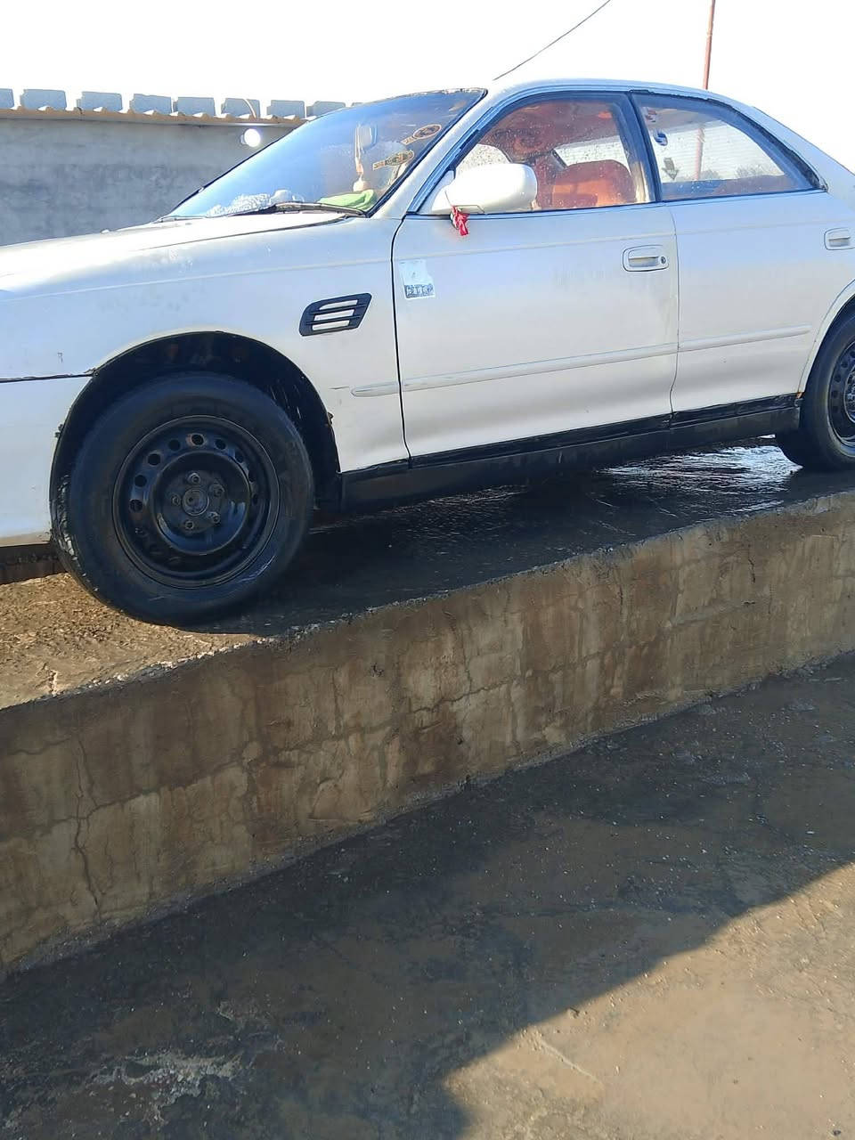 السلام عليكم ورحمه الله 
مارك 2  مديل 93 

اقره التفاصيل زين وخابر ع الرقم (اني مكلف بنشرها ) 
السياره كص جنطه شغل باجات ونقل جثه 
اصولي اصولي تحويل ثاني يوم موجوده وكاله ام الباركود 
مكينه وكير جدد ونجي المكينه صار اقل شهر من شاديها  حداديه 70 % 
كهربايات شغاله باتري جديد 
السعر 25  او مراوس بمارك مسطره *********** علي خلف الزيدي
