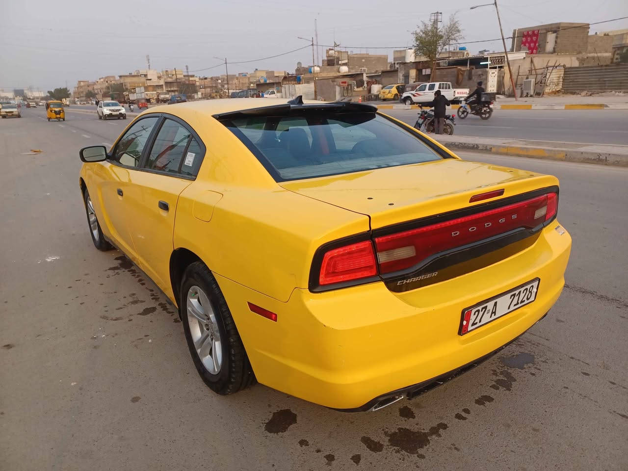 السلام عليكم  جارجر ٢٠١٤ وارد أمريكي حادثه جاملغ خلفي وبل عراق بيهه  بجم محرك كير حداده صدر  أمامي خلفي تخم تاير جديد تبريد كل نقص مابيهه جاهز رقم  جديد نكليزي تحويل ثاني  مصفره هيه وغرمات  المكان بغداد المدينه الصدر سعر١٣٥ وبيهه  مجال وشراي ينتصل*********** بغداد, العراق
