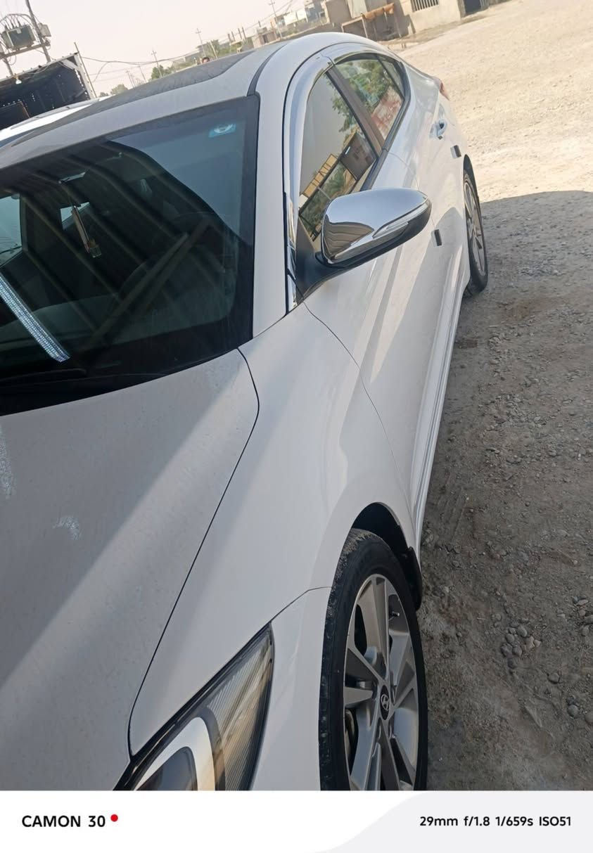 سلام عليكم
للبيع الانترا موديل 19سوبر سويج 
فولل مواصفات 
مكفوله كفاله عامه
حساسات امامي خلفي 
ماشيه 120الف حقيقي
السياره نضيفه جدآ 
المكان الانبار الرمادي 
*********** بلال يوجد في واتساب 
السعر الاتصال ع الرقم
