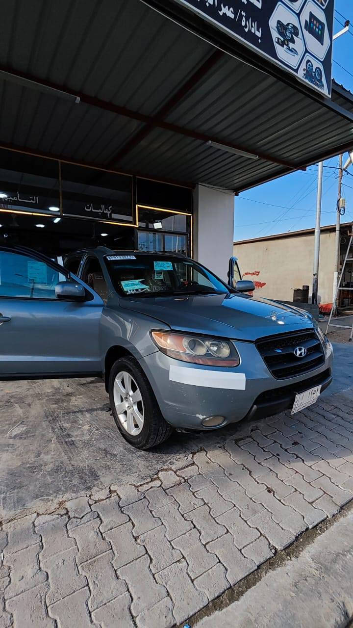 السلام عليكم لبيع سنتافيه موديل ٢٠٠٧ مصبوغه احزام محرك ٦ سلندر كير محرك ٣٣٠٠مكفولات صدر جديد تخم تأير تبريد شغال رقم انبار باسمي مكان فلوجه ***********
