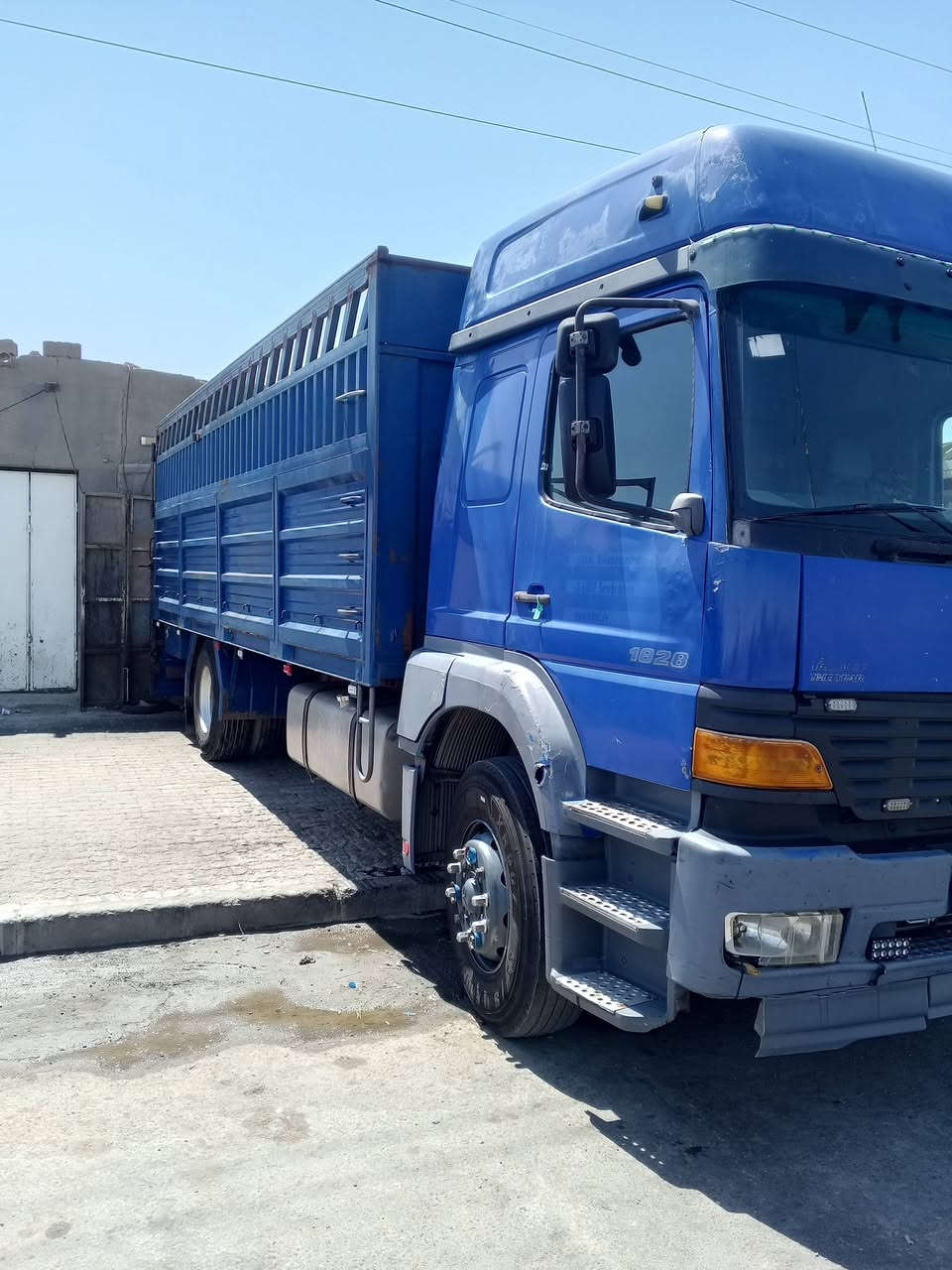 السلام عليكم اتيكو اكسور للبيع موديل 2000 رقم اسليمانيه سنويه مانافذه بسمي تحويل ثاني يوم تخم تاير جديد تبريد سبلت هسه مشدود سياره جاهزه للعمل للاستفسار ***********
