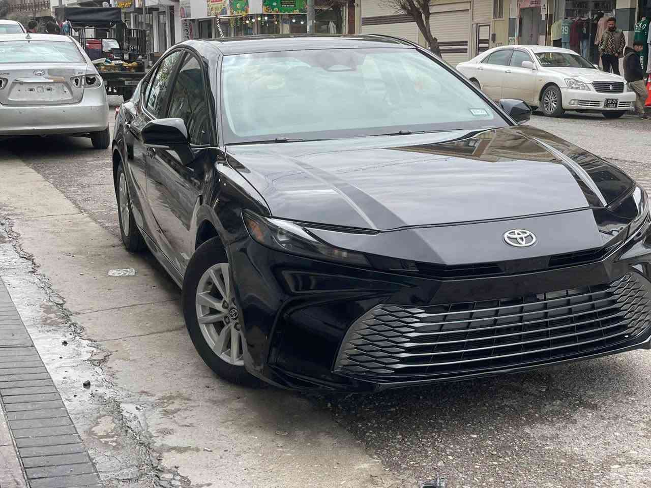 كامری ٢٠٢٥ شکل تازە هایبرید و بەنزین رەشی قەتران
بۆ پەیوەندی/***********
سعر بلاش/٢٠١$ مجال
کامری شکل تازە ٢٠٢٥ حسابی سفری بۆ بکە تەنها ٧ رویشتوە
سەیارەکە لەسەر دەقی شەریکەیە
مواسەفاتی جوانە
وەک سفر وایە
جال و شوخت و ساردو قەپ و قۆپی نیە وەک شوشەیە
تەنها بۆنیت بۆیاخە بی ناو گرتن بەشەرت
ایرباگ بەس سوکان بیلادی دانراوەتەوە
ژمارە کاتیەو بەشەرتی رەقەم کردن لە هەولیر سلیمانی دهۆک
سەیارەکە حسابی سفری بۆ دەکری هەمو شتیکی بیلادی خۆیەتی بۆیە تکایە زور موشتەری نیت تتل مەکە لەگەل ریزدا أربيل, العراق
