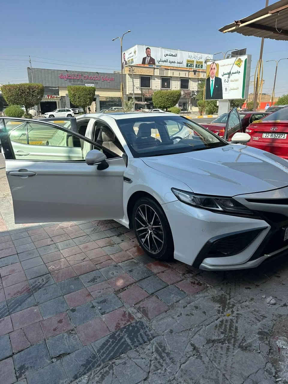 السلام عليكم تيوتا كامري 
2022

خليجي شركة ساز 

سياره كامل مواصفات 

فتحه سقف 
برده خلفيه نضام سبورت مري شفط كشانه كهربائيّ مانع تزحلق 

سياره كامله من كلشي مكفوله من الصبغ 

رقمها اربيل بسمي تحويل مباشر 

سياره جديده ومامتعوبه اترايهة حلو ونصبتها حلوه 

سياره اترايهة مال 25 

بعدها على وضع الشركه 

مكان السياره فلوجه السعر اتصل 

***********
