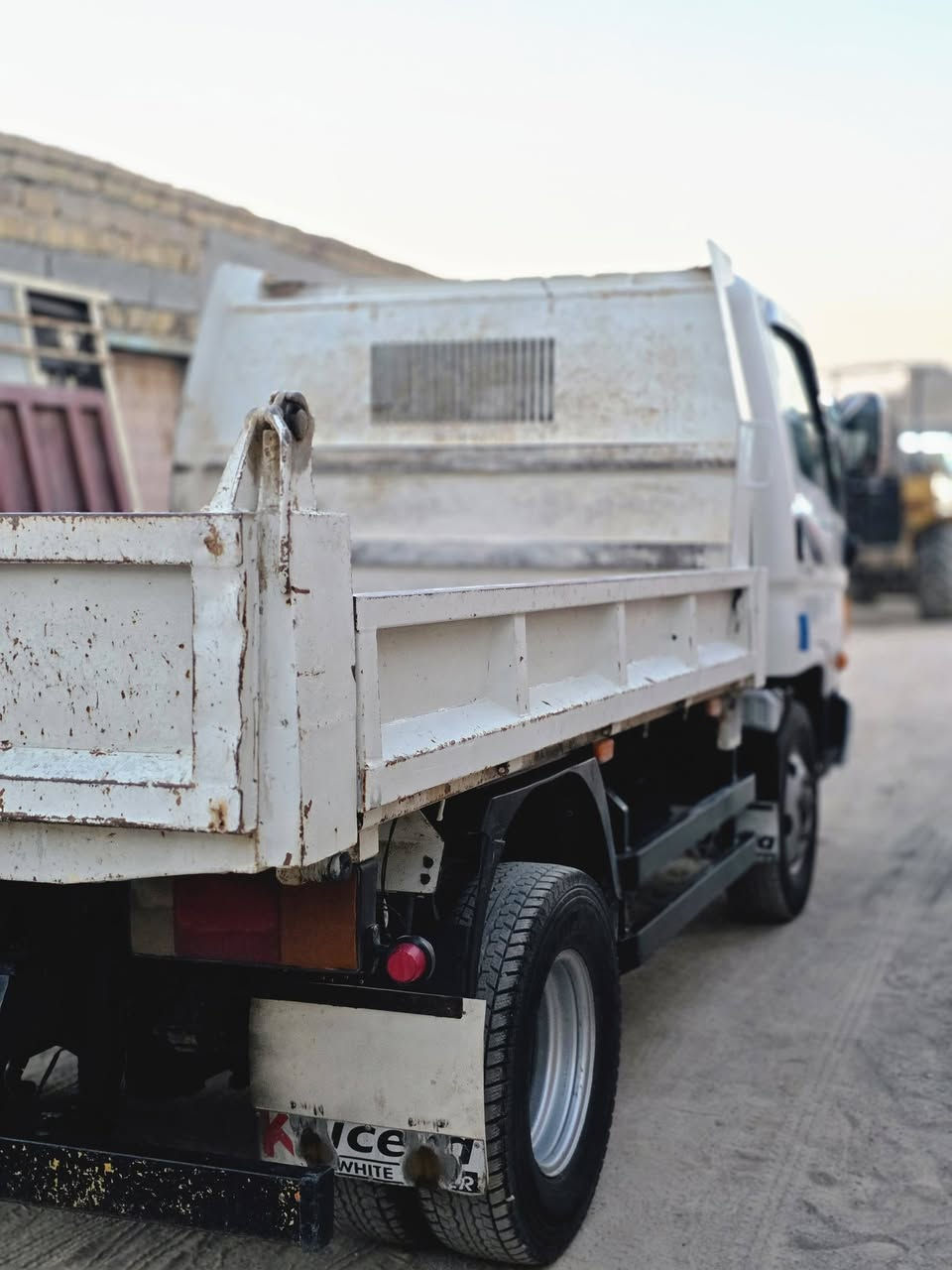 السلام عليكم هونداي مديل 13 مكينه 4000ام الهاف سياره جاهزه كل نقص مابيه الاستفسار اتصل***********
