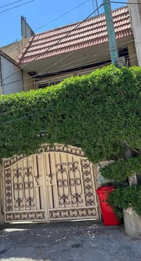 منزل للبيع الشعب /حي التجار / قرب مدرسة بلقيس وعمر المختار  منطقة خدمي...