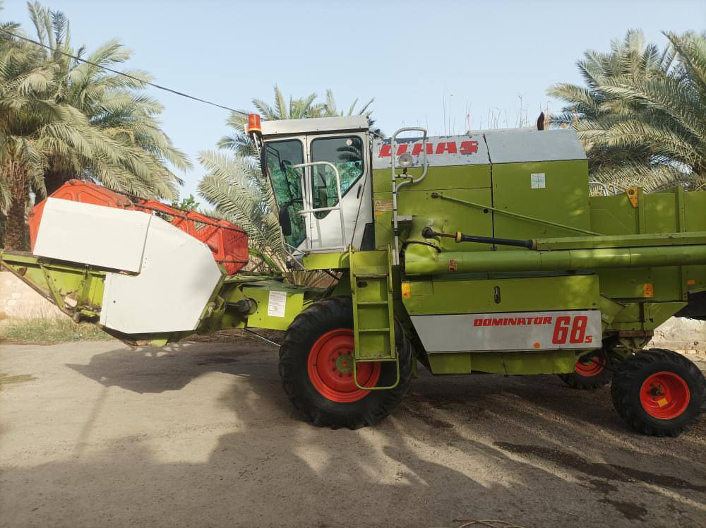 للبيع حاصدة منفيس موديل 87 تاير الامامي 30الخلفي 18 رقم قادسية
للاستفسار ***********
