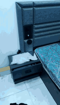 السلام عليكم اخشاب جديده كلش كلش اذا بيه شخد مرجوعه من اجود الخشاب الماليزيه هاذه الرقم ***********
