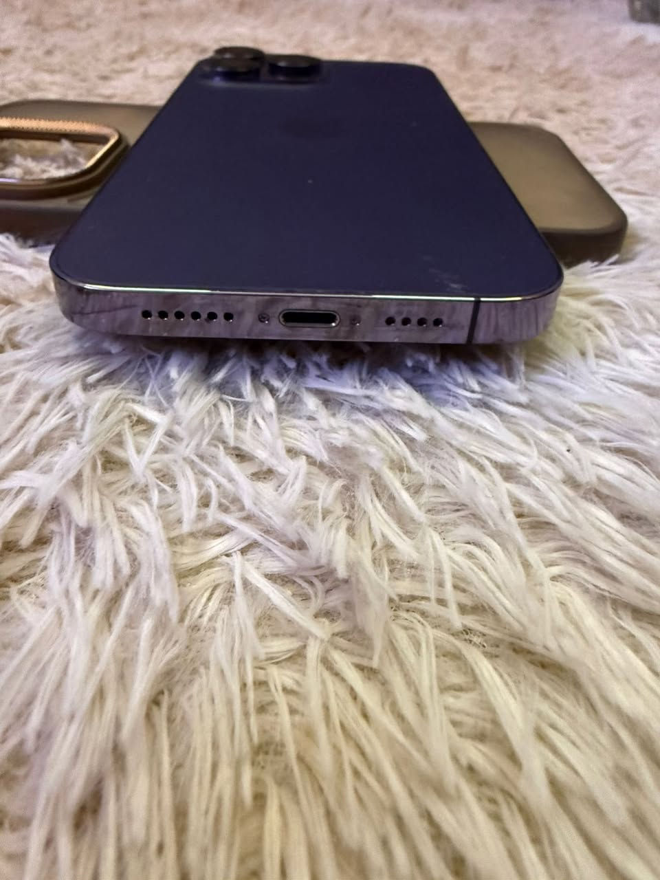 السلام عليكم جهاز ايفون 14 برو ماكس اصلي الشرق الاوسط الجهاز كلش نظيف امانت الله 
البطاريه 91 
السعر ب570 الف قفله 
ملاحظه مبدل شاشه اصليه كلش خوش نوعيه ثلاث خيارات فقط 
مكاني كاظميه بيع او مراوس ب16 فقط 
***********
