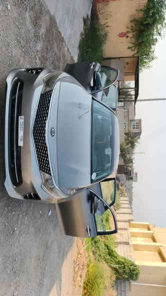 كيا اوبتيما موديل ٢٠١٦  Ex ماشية ١٣٣ سياره حادثها بس قبق جنطه وامبدل اصلي والدعاميه هم اصلي وانصبغهن سعرها ١٣٣ ورقه وبيها مجال شويه  للاستفسار اكثر الاتصال  على الرقم  ***********
