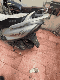 ماكس لبيع. دراجه كامله ومابيها. ي نقص قبل يومين من اخذتها سعرها 350  ل...