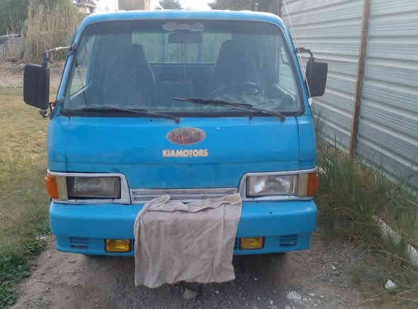 بيع سياره كيا حمل رقم بغداد موديل ٩٤ وباسمي سعر ٤٣ وبيها مجال ***********
