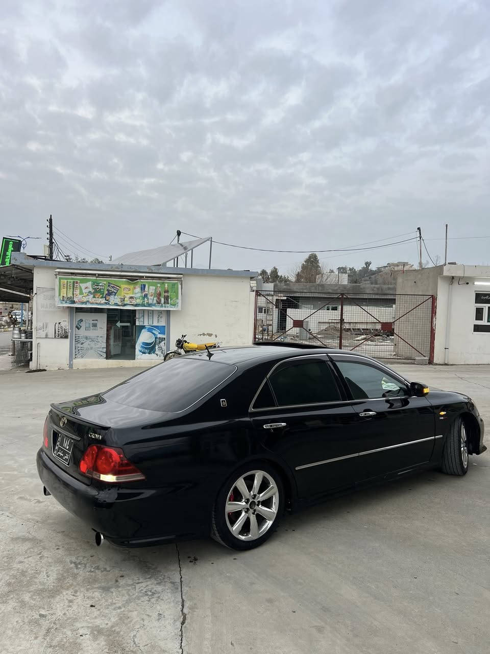 سەرەتا بەناوی خوای گەورەو میهرەبان
تویتا کڕاون شاهینە بڕاوە بڕاوە بۆفرۆشتن

بۆ پرسیارو عەیبوو عار  ٢٥٠مەسرەف تەلەفۆن مەکە هیچی تیانیە
بڕاوە بڕاوە
ژ.م***********
شوین قەزای دوکان

شانسی ١٨٤✈️
GRS184
ڕەشی قەتران
٢٠٠٧بەسمە ڕەساسی 
٤تایەو ویلی دینگەی ستیلی لۆک  
هەرچوار دەبڵی دایس بەدڵی خۆت بەرزیو نزمی پی بکە
٣دوگمەی قەپات قەپات مواسەفات✅
سڵاید کوشن جڵد هیتەر  فۆڕمیکا سور
سوکان حەیزەران
ئاوینە ئیشارەت وکارەباو شەفت
بەگلایت لیزەر بیلادی
کامل سەماعەو ئیمپریفایەری بیلادی مەزبووتە
٥بەسمە 
نمونە لەجوانی
بی چاڵ بی شوخت بی دەعم بی لیدراو 
بەس شوین بڕاوەکانی بۆیاخە
سەیارەکە ٢٥٠ی مەسروفی تیانیە
هایدرۆلیکی گیڕی گۆراوە ڕۆنی مەکینە گۆڕاوە سیرفزی عام کراوە
بانسو فلنجەی لۆکی بۆ بەسراوە
بریک تەبرید بەسراوە
ساردو گەرم بەشەرت 
کوشن و فۆڕمیکای زۆر جوان ماوەتەوە
١٧١هەزار حەقیقی ڕۆشتوە
دەعامی بۆ دەعامی بەشەرت
گیڕو مەکینە بۆیاخ دەعم لیدراو کەڤەرگۆڕاو  تەقەو ڕەقە هەموو گیانی
بەشەرت✅

شوین قەزای دوکان
ژ.م***********
