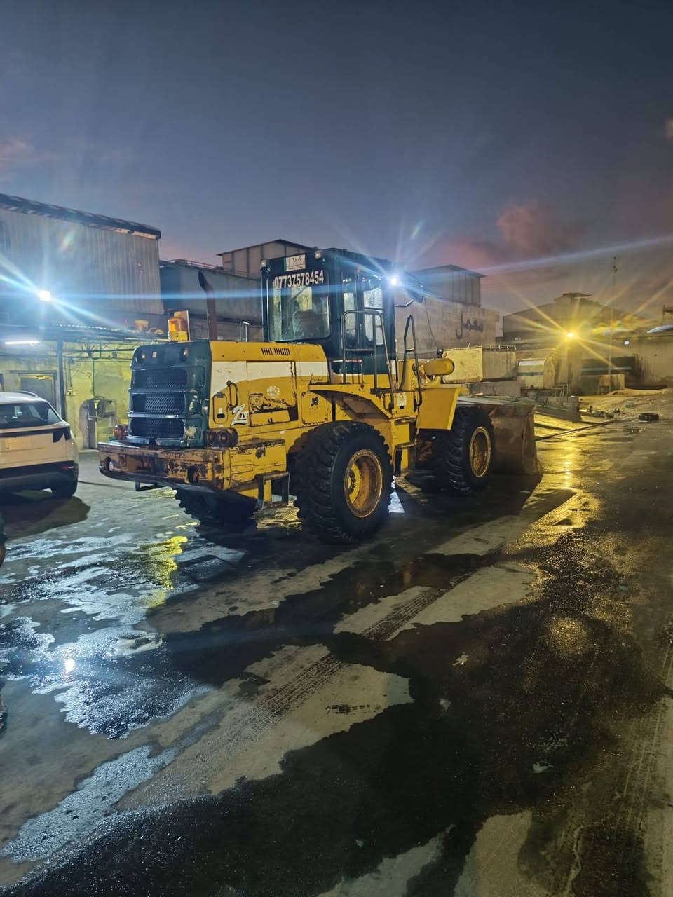 السلام عليكم شفل 65 وارد امريكي محرك كمنز 102  كير  ميكانيكي كفاله اكسنات و كير   مديل 98   للاستفسار ***********
