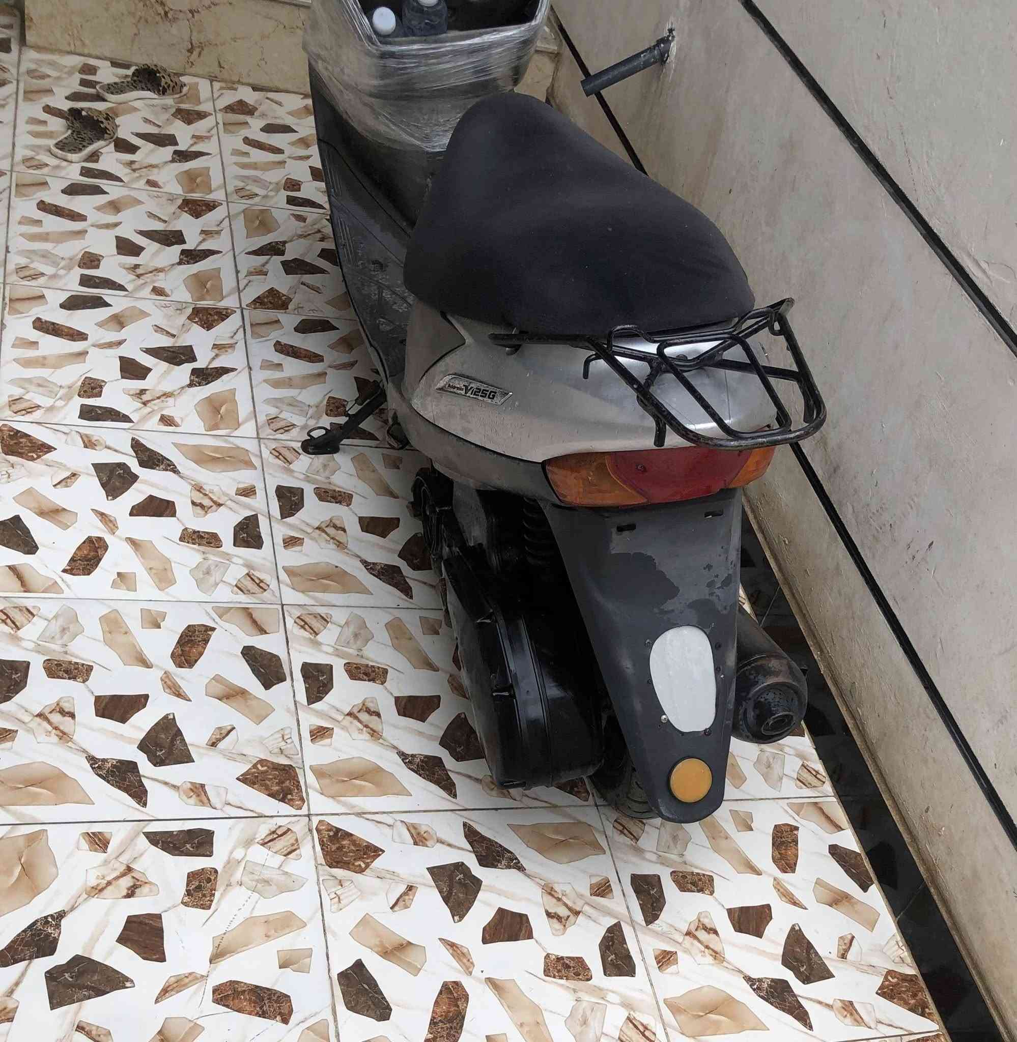 متاح دراجه ادرس ياباني مكان بغداد الدوره ***********
