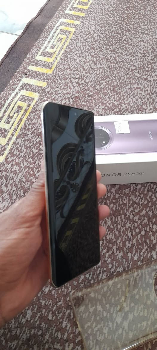 هونر تسعه سي 
ذاكره 256عشوائيه 12
مكفول مستعمل ايام قليله
السعر350وبيه مجال 
بدون شاحنه


**إذا كنت صاحب هذا الإعلان وتريد حذفه لأي سبب، رجاءا أرسل رسالة إلى الدعم الفني**