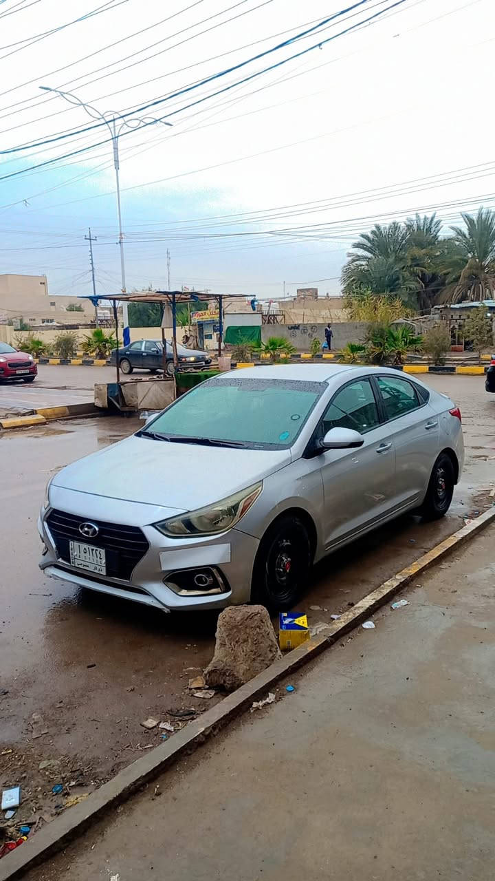 السلام عليكم اكسنت موديل 22
مورد أمريكي مكينه 1600 تخم تاير سياره كفاله عامه ماعده البنيد بي بارد فقط حداديه جديده تبريد تدفئه سياره جاهزه من كلشي الاستفسار *********** مكان ذي قار شطره
