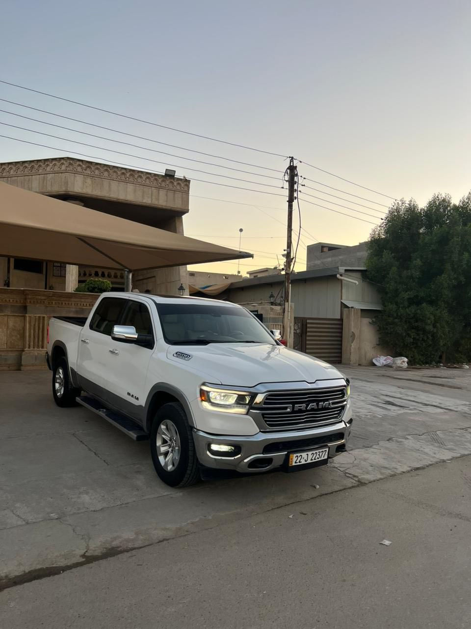 رام 2019 لارامي خليجي 
فول 1/1
باب طويل بدي قصير المرغوب 
محرك 5700
كفاله عامه من الصبغ
فقط بارد جدا بسيط باب خلفي 
ماشيه 74 الف 
بانوراما 
بصمه
خزن ميموري 
داخل حمصي 
كشنات كهرباء
كشنات تدفئه تبريد 
كانتاراا داخله
حساسات
صندوق كهرباء 
باقي المواصفات المعروفه 
السعر 330$ وبيه مجال 
مكان السياره بغداد حي الجامعه 
☎️ ***********0
