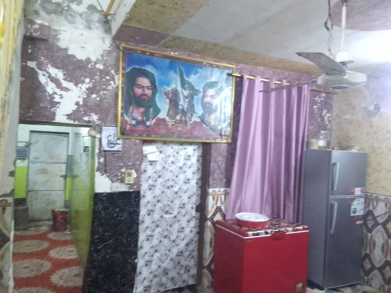 بيت طابو صرف مساحته 80 متر بضهر لمدرسه صفره مال مثنى قاسم لكلابي بنيانه طابوك وعكاده بي غرفه وصاله ومطبخ وغرفه فوك ولحوش جبير حتى ستقبال يصير بي سعر لبيت 27 قفل هاذه رقمي بي وتساب ***********
