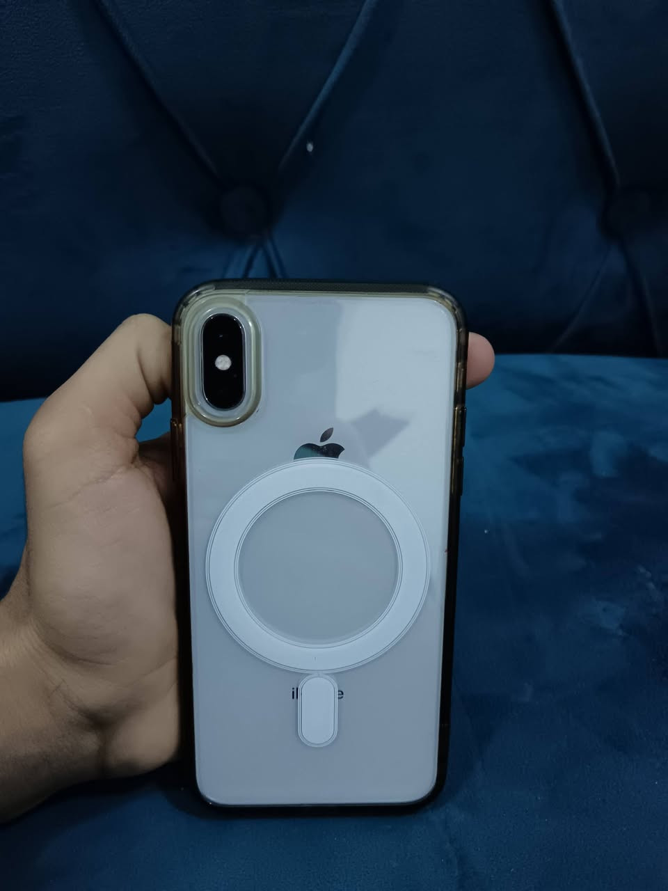 يرهم مراوس 
السلام عليكم ايفونx ذاكره256 فيس ايدي شغال سيم كارت شغال كلشي بي شغال جهاز شرط نضيف كلش نضافة 100٪ 
 بطاريه 100وشاشه مستبدله اصليه. السعر 135 وبي مجال قليل مكاني رميثه *********** يرهم مراوس
