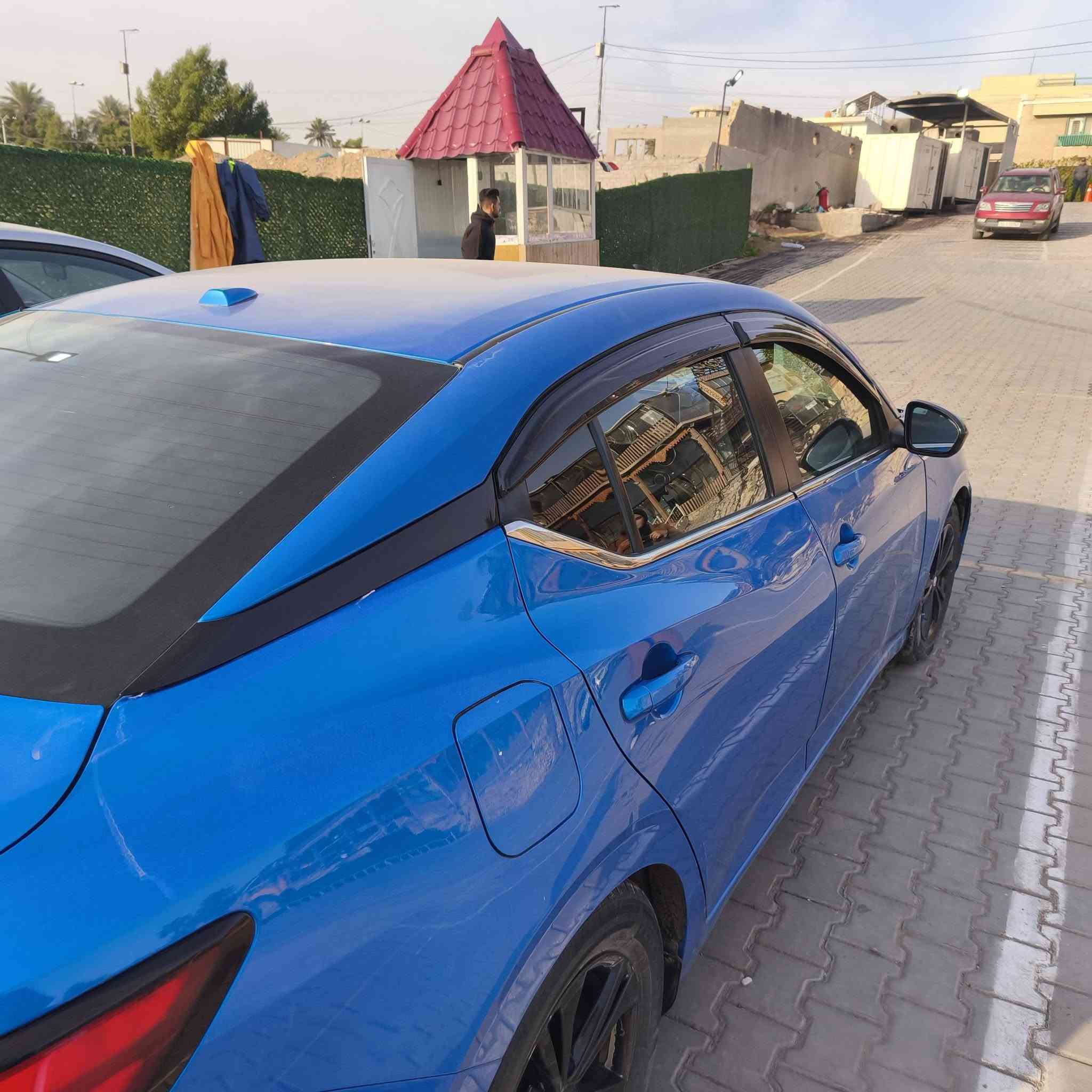 السيارة : نيسان سنترا  Sv مراوس مع كمارو
سنة الصنع : 2021
الفئة : Sv
اللون : ازرق بحري ❤️
المحرك : 2000 ✈️ تنفس طبيعي 
 #السعر  _ 130$ وبيه مجال بسيط  
حادثها فقط جاملغ ايمن وباب وموضح بالسونار
صور حادث داخل منشور  
المواصفات : 
-بصمة و بصمة ابواب
-تشغيل عن بعد
-هاندبريك بصمة 
-اوتو هولد 
-رادار امامي قيادة ذاتية تفاعلي مع شارع تحديد مسار
-رادار خلفي + رادار جانبي 
-لايت زينون بلادي + 
- حساسات خلفي اوتو ستوب 
-ستيرن تدفئه 
‏-شاشة كبيرة و (Apple car play +Usp+Aux)
-نظام GPS (بوصله)
-كامرة خلفية
‏- ‎ويل كب
-تبريد ثلاجة كله جديد راديتر بخاخ كمبريسر كله جديد وغاز اصلي
-بلكات جدد اصليات وكالة 
-  تايرات جديد السيارة هزة جديدة رقم انكليزي جديد ومميز السنوية جديد وباسمي  
العنوان (((( بغداد منطقة علي الصالح))))
الرقم : *********** 
 للاستفسار {{ [hidden information]}}
