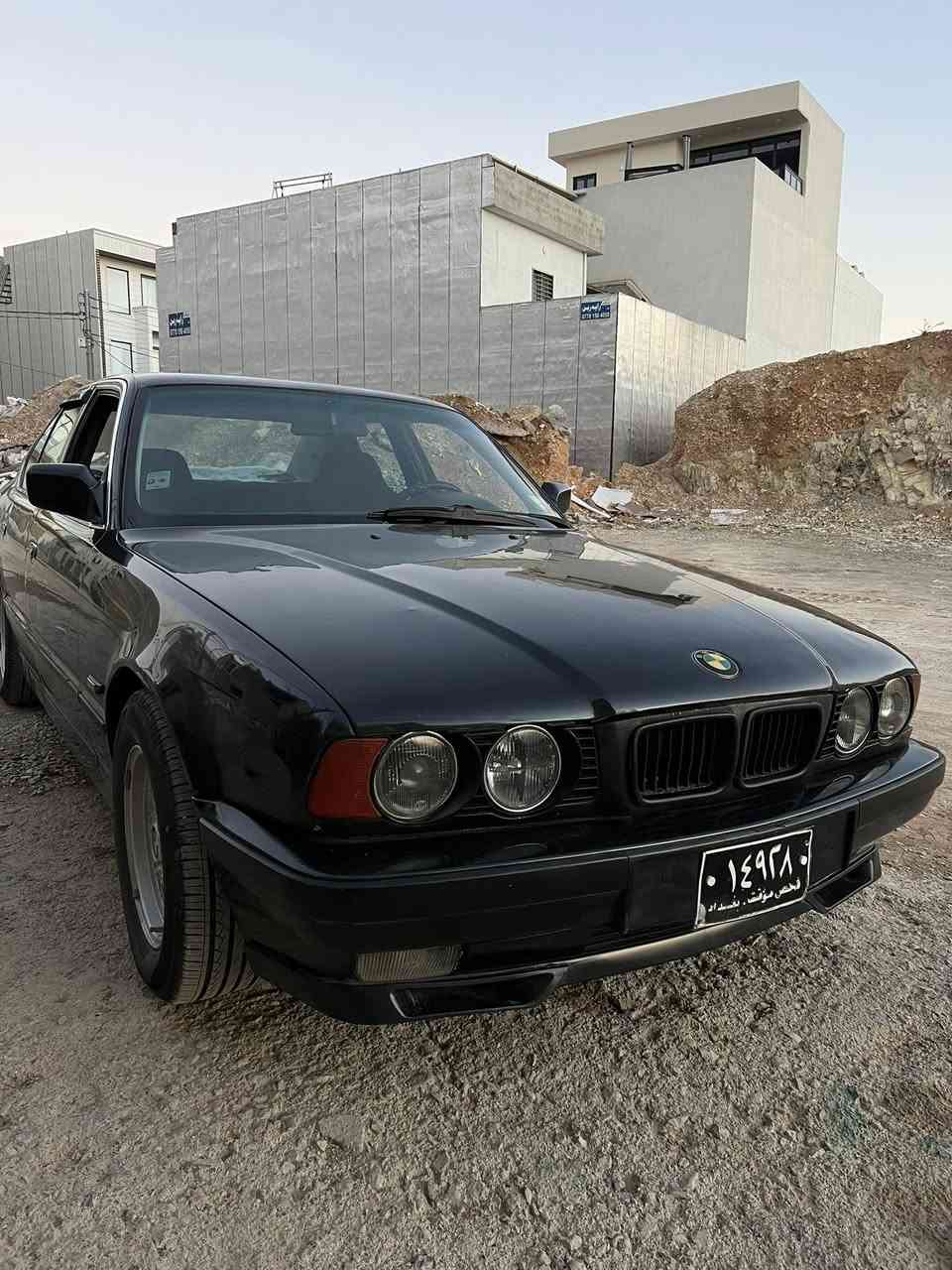 bmw  موديل ١٩٩٠ جام كاربا تبريد ساردو گه رم ئارمى سليمانى ٩٠ هه زار خرامه تيايه تايه و ويلى لوكى له ژيرايه  به شه رتى موسو براوه هيج داعميشى نه بيت 
سعرى ٤٨ گه لا
0750 103 3898
0770 726 4080

