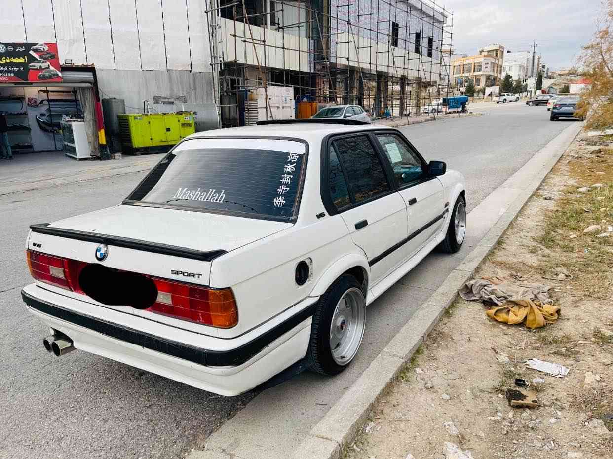 زعرامؤديل 1988 ئارم بلاستيكي هه ولير به شه رتي ئارمو ئه وه لياتو موسو براوه مه كينه 520 گير عادي كه بس ئاكسل قوفل 4 تايه و ويلي تازه سلايد كاره باي مه زبوت  شوين سليماني  ژماره ي موبايل *********** السليمانية, العراق
