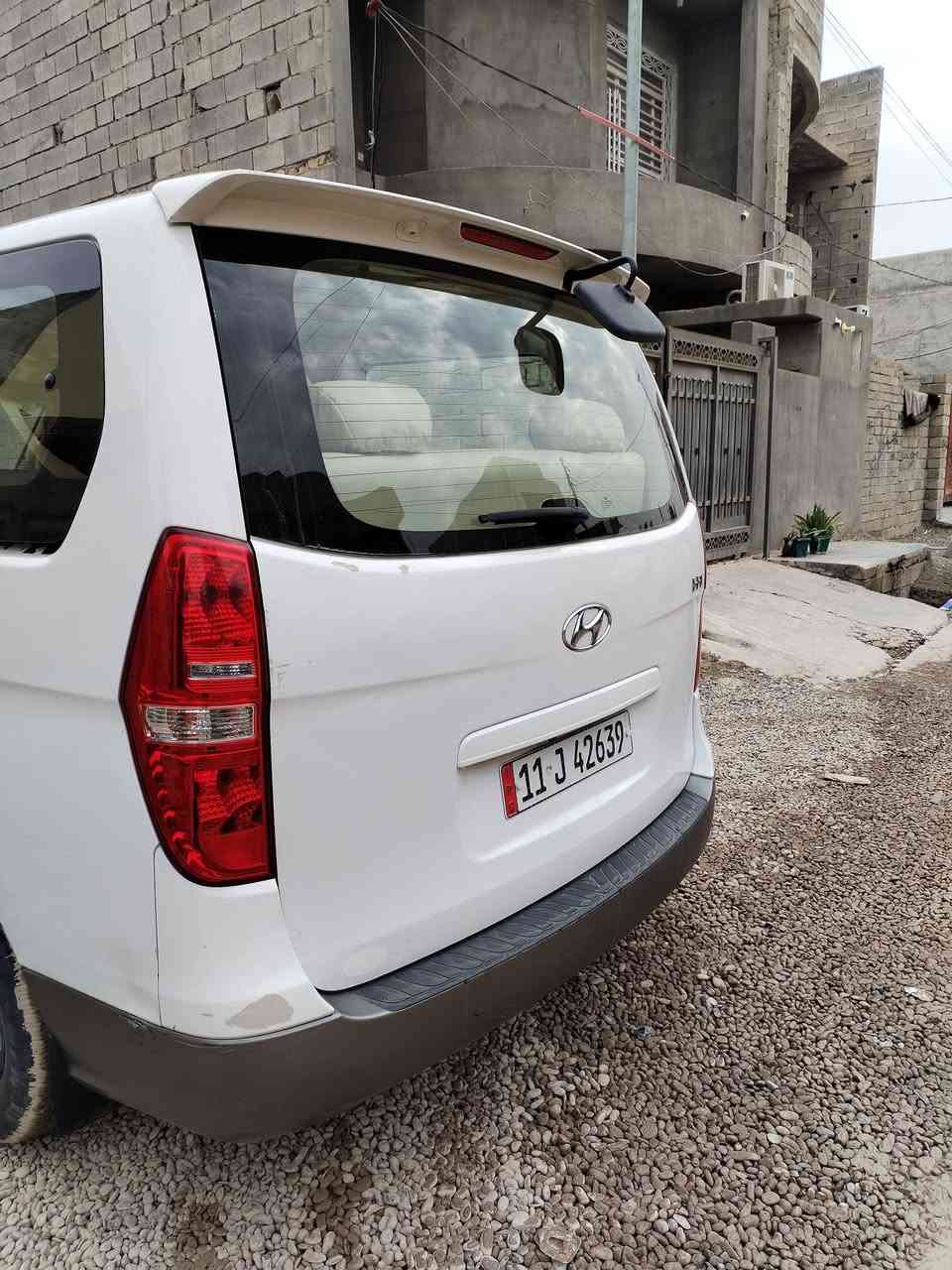 ستاركس 2015 للبيع كلين مكفولة بدون ضرر بدون صبغ فقط بيهة بارد بالجاملغ الخلفي رقم انگليزي جديد بسمي تحويل ثاني يوم نضافة 100بال100 السعر 250 الشراي يتصلل
للاستفسار على الرقم ***********
غير متواجد على الفيس
