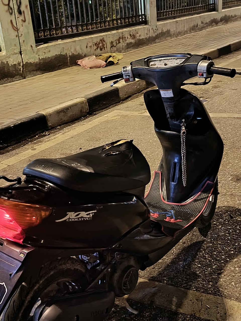 السلام عليكم دراجه عصفوري للبيع دراجه ما مفتوحه دراجه اوراق العنوان حي الحسين السعر الخاص تريد تواصل ويي***********
