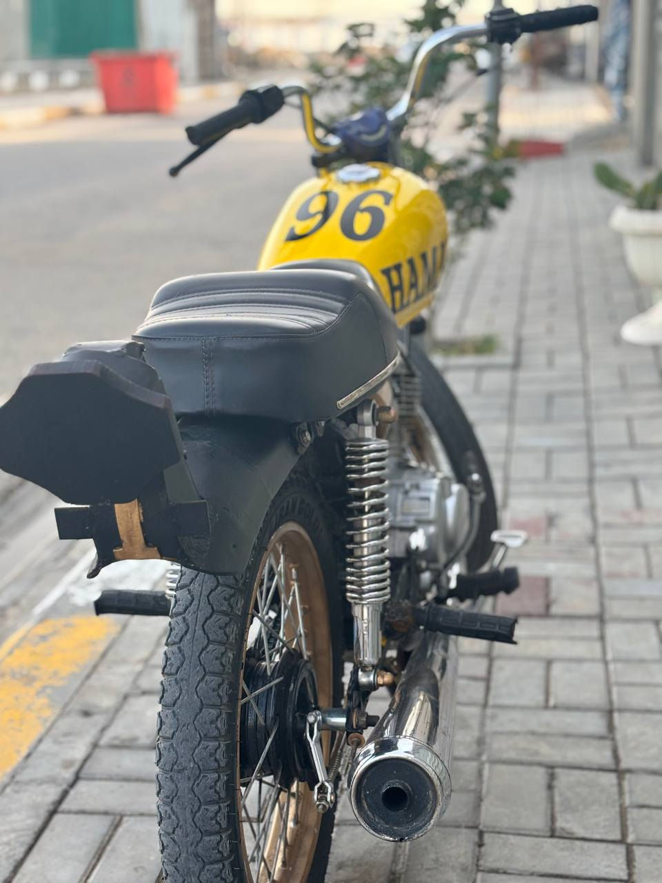 سلام عليكم
للبيع كلك كلك
مبدله بس ولفات شاصي 22
ب575


**إذا كنت صاحب هذا الإعلان وتريد حذفه لأي سبب، رجاءا أرسل رسالة إلى الدعم الفني**