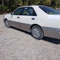 مەلیڪە بڕاوە ٢٠٠١  vvt سەیارەکە بەس گێڕی تەواو نیە کێشەشی نیە بۆ ڕۆشتن...